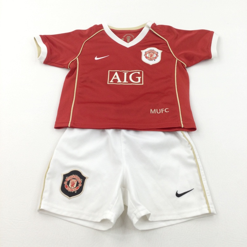 'AIG' Manchester United Football Kit - Shirt & Shorts - Boys 9-12 Months